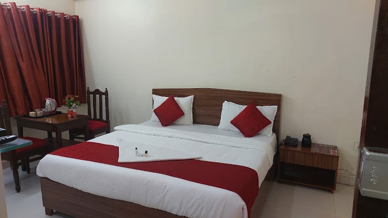 Anand Dham Lodge - Anand Dham Lodge, Kamadgiri Marg, Ram Ghat Rd, Kashavgarh, Chitrakoot, Madhya Pradesh 485334, India