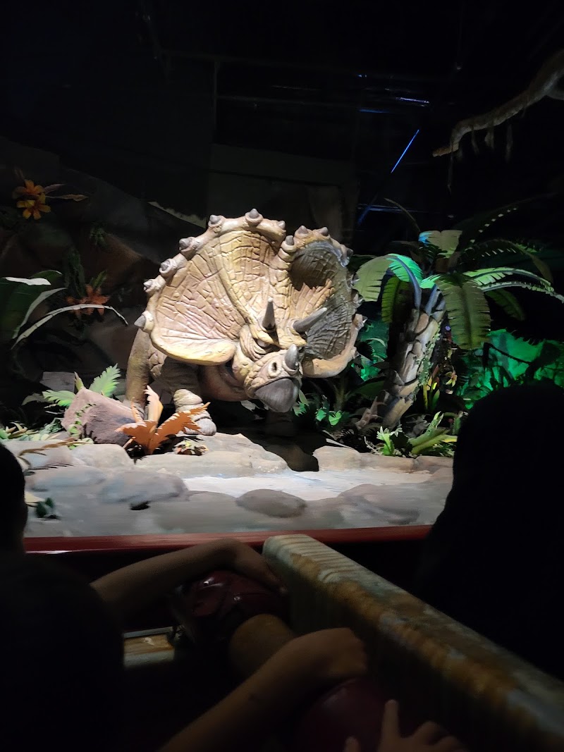 Ice Age Arctic Adventure - Ice Age Arctic Adventure VRGJ+JVF Dunia Fantasi, RW.10, Ancol, Kec. Pademangan, Jkt Utara, Daerah Khusus Ibukota Jakarta 14430, Indonesia