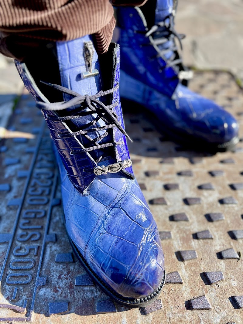 Mauri Shoes - Mauri Shoes, 7000 JFK Blvd E, Guttenberg, NJ 07093, USA