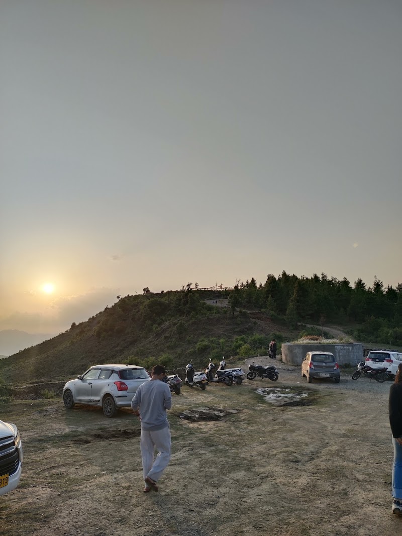 Sunset & sunrise point parking - Sunset & sunrise point parking, PV29+JRX, Chakrata, Uttarakhand 248123, India