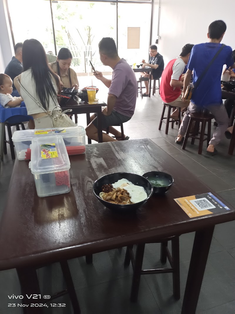 建記辣椒板麵 | Kin Kin Chili Pan Mee - 建記辣椒板麵 | Kin Kin Chili Pan Mee KL537, Taman Segambut (Barat, Kawasan Perusahaan Segambut, 51200 Kuala Lumpur, Wilayah Persekutuan Kuala Lumpur, Malaysia