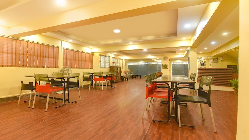 Tiger Inn - Tiger Inn 1686, Laskarhat Rd, Tagore Park, Block 1, Kolkata, West Bengal 700039, India