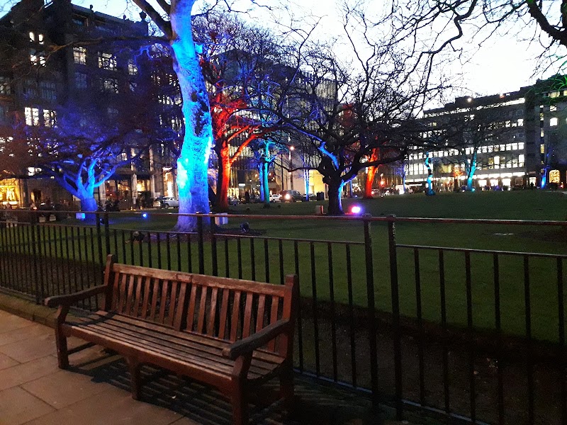 St Andrew Square - St Andrew Square, Edinburgh EH1 3DQ, UK