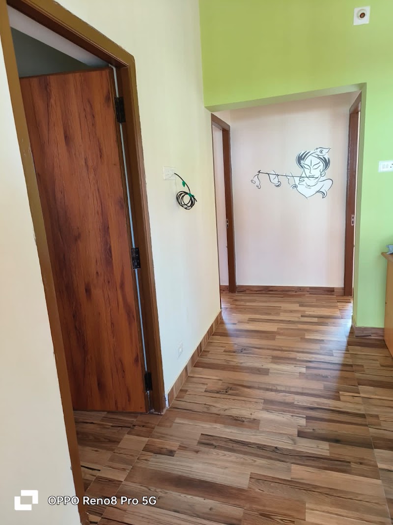Dwaraka Home Stay (Rose garden enclave II) - Dwaraka Home Stay (Rose garden enclave II) CM2G+9FF, West Mere, Ooty, Tamil Nadu 643004, India