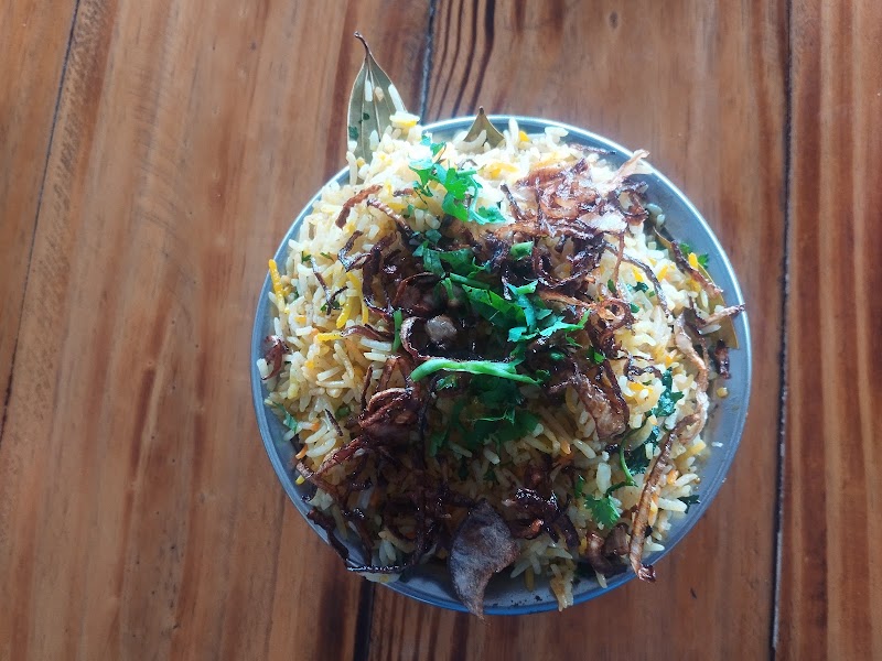 Vakratund veg non veg - Vakratund veg non veg GUT. NO. 367 SAROLA , TALUKA, 4, Pune - Satara Rd, Bhor, Sarole, Maharashtra 412205, India