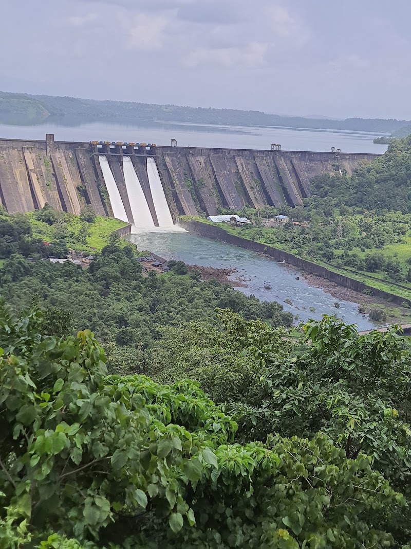 Bhatsa River waterfall - Bhatsa River waterfall, 97X9+XJ8, Vasind, Gerase, Maharashtra 421601, India