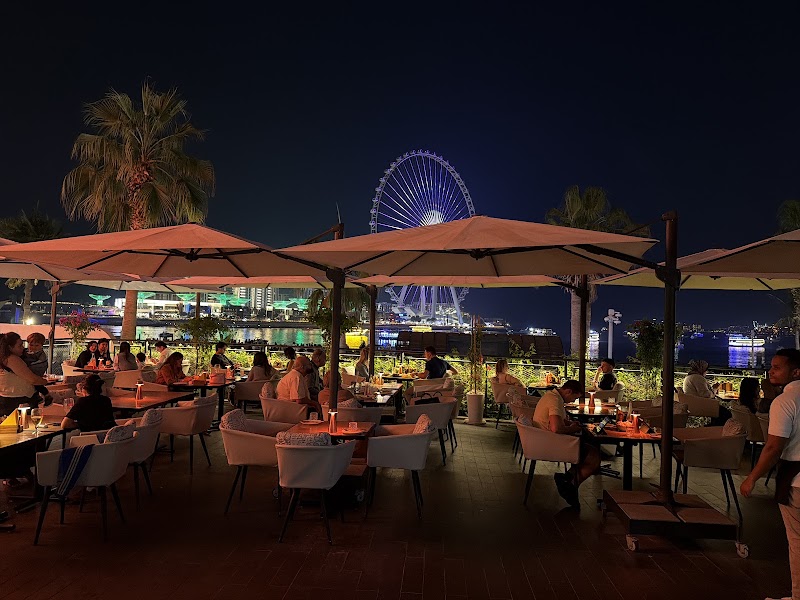 Hurricane's Grill & Bar The Beach - Hurricane's Grill & Bar The Beach Al Mamsha Street The Beach - مرسى دبي - مساكن شاطئ جميرا - دبي - United Arab Emirates