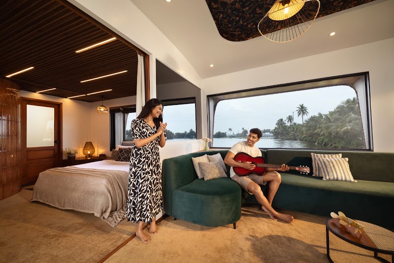 My Alleppey House Boat - My Alleppey House Boat opp. SNVLP School, West of, Thumpoly, Alappuzha, Aryad South, Keralam 688008, India