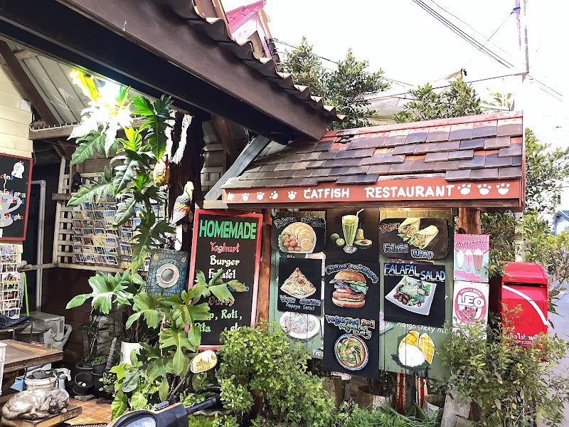 Catfish - Catfish, 113 ร้านอาหารcatfish Tambon Sala Dan, Amphoe Ko Lanta, Chang Wat Krabi 81150, Thailand