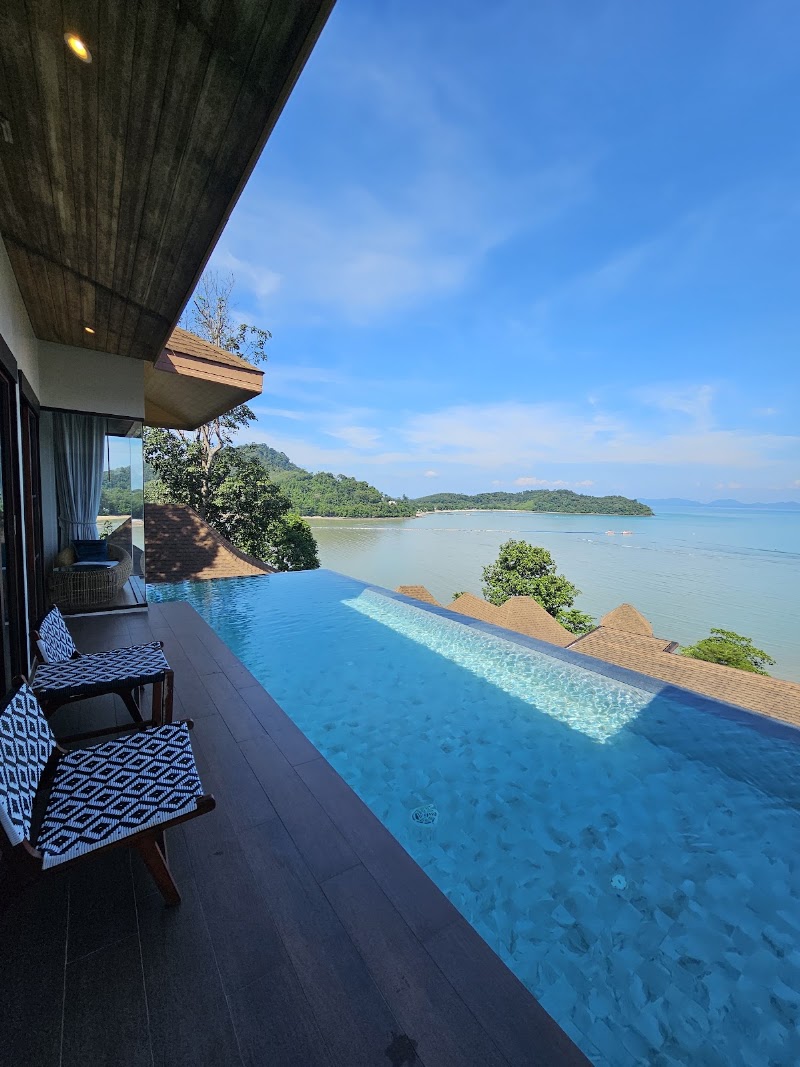 Sinae Phuket - Sinae Phuket 888, Tambon Ratsada, Amphoe Mueang Phuket, Chang Wat Phuket 83000, Thailand