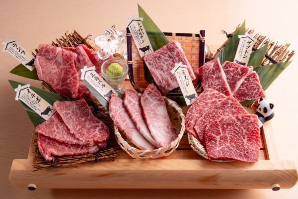Ueno Halal Wagyu Yakiniku Iwasaki - Ueno Halal Wagyu Yakiniku Iwasaki Japan, 〒110-0005 Tokyo, Taito City, Ueno, 2-chōme−8−２ ケイワンビル 1~2F