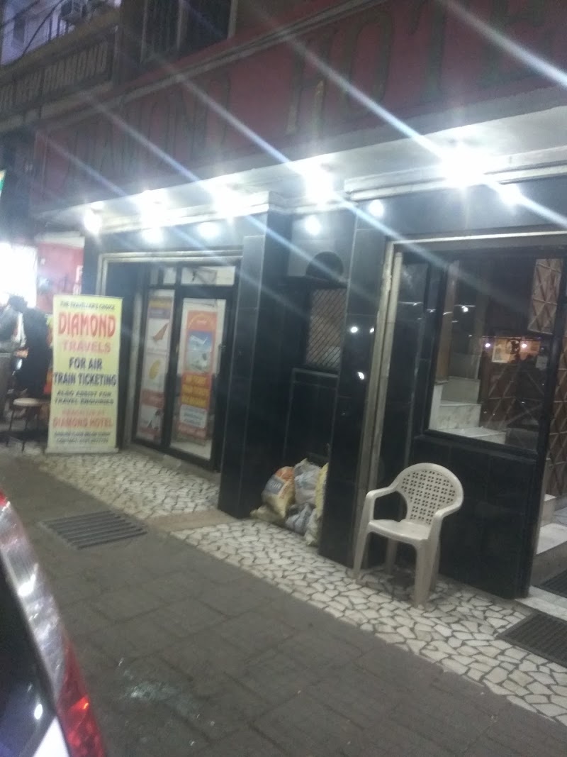 Hotel Diamond - Hotel Diamond below Gumat, Vinayaq Bazaar, Old Heritage City, Jammu, 180016