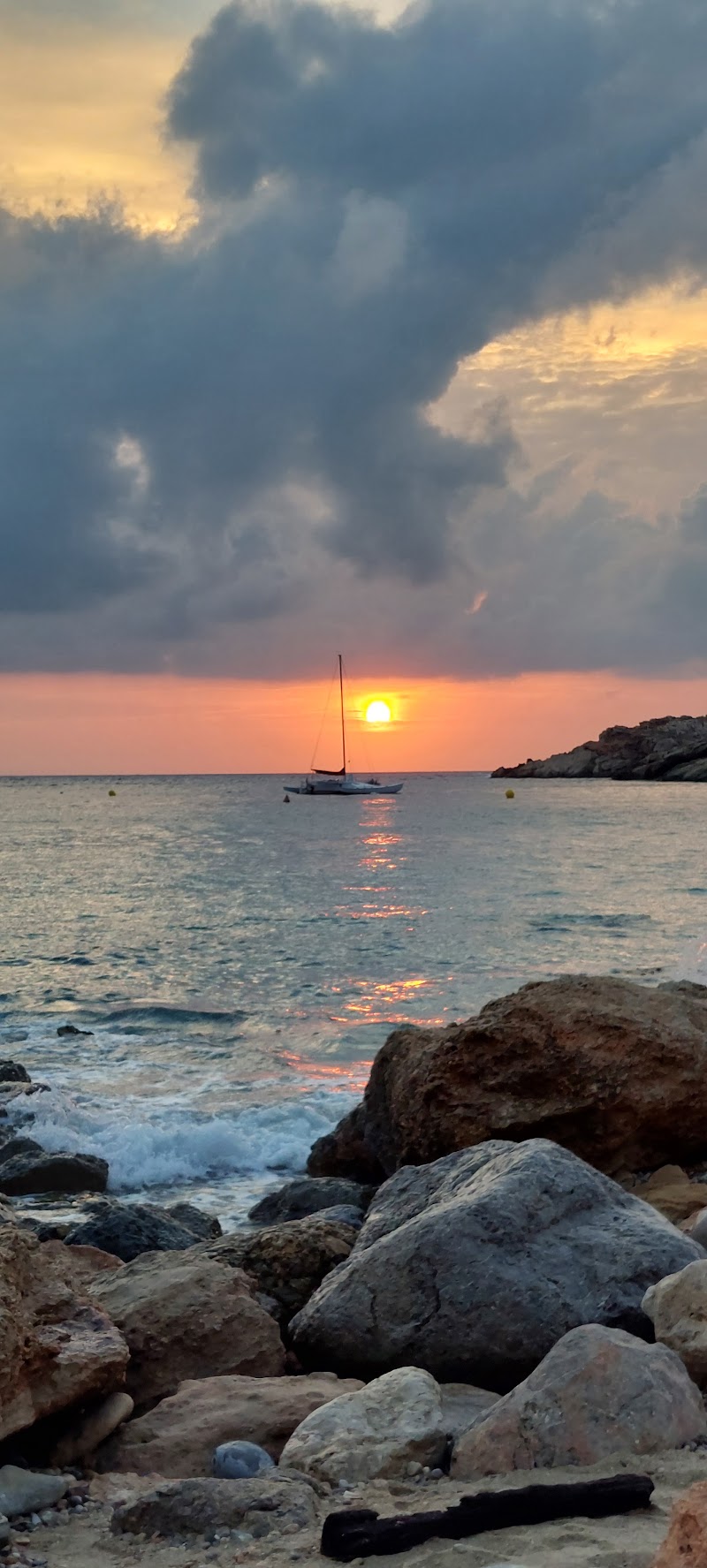 Cala d’Hort - Cala d'Hort, 1, 07830, Illes Balears, Spain