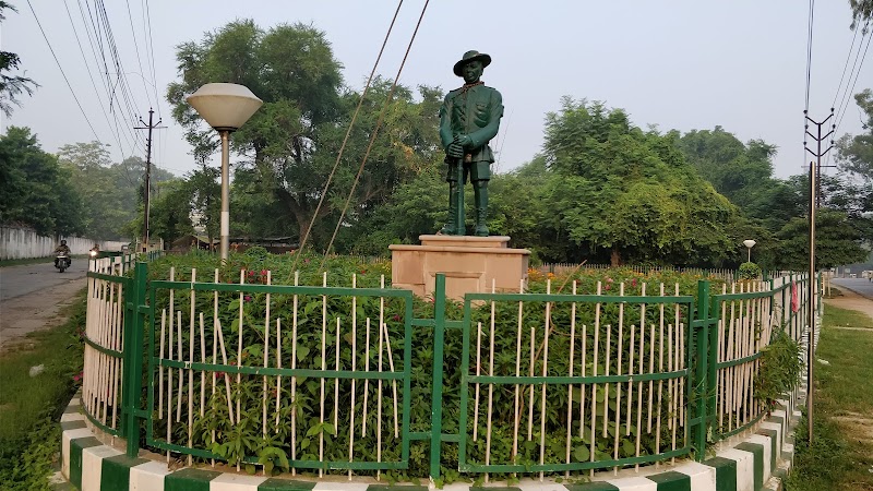 Shaheed Park - Shaheed Park 8XJJ+GH3, Chapel Rd, Varanasi cantonment, Varanasi, Uttar Pradesh 221002, India