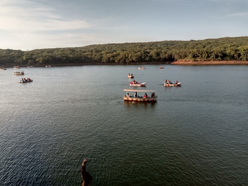 Venna Lake & Dam - Venna Lake & Dam WMM9+QFQ, Panchgani - Mahabaleshwar Rd, Mahabaleshwar, Maharashtra 412806, India