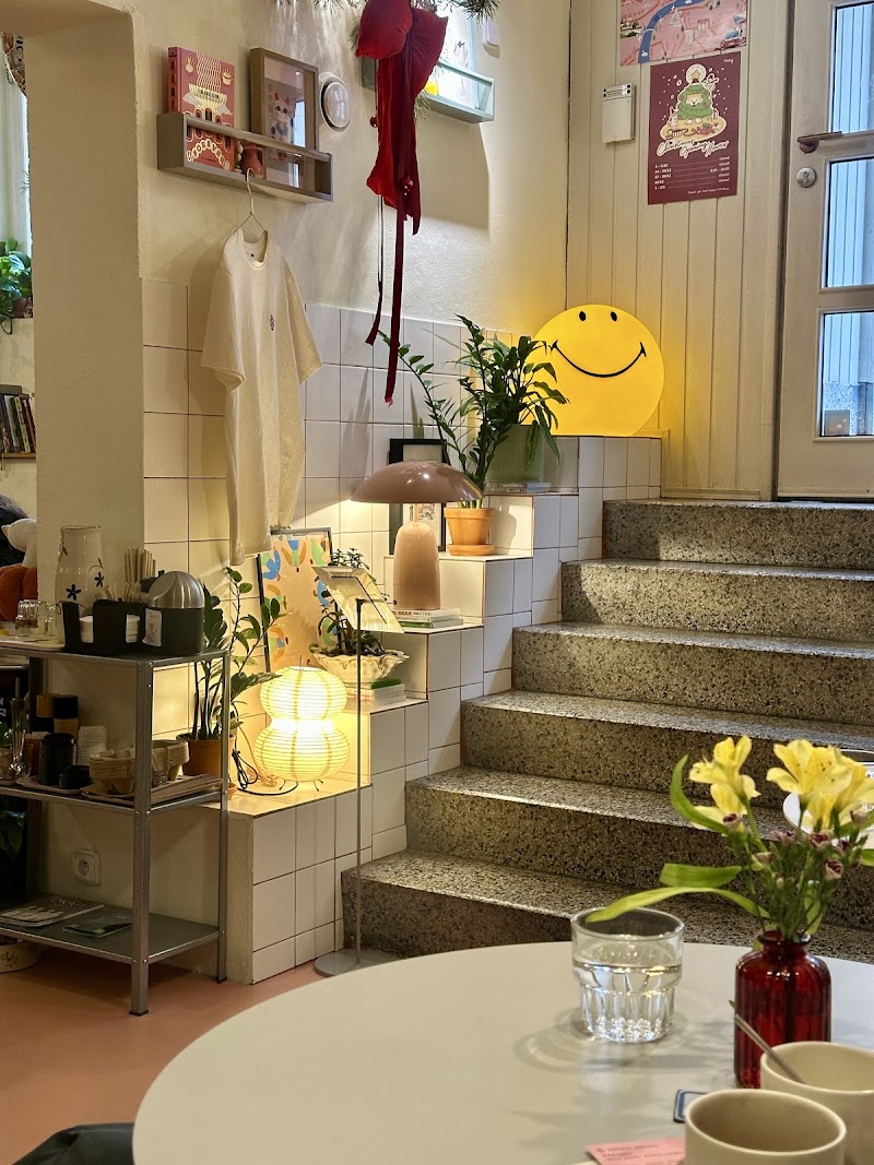 may cafe - may cafe U Kanálky 1559/5, 120 00 Praha 2-Vinohrady, Czechia