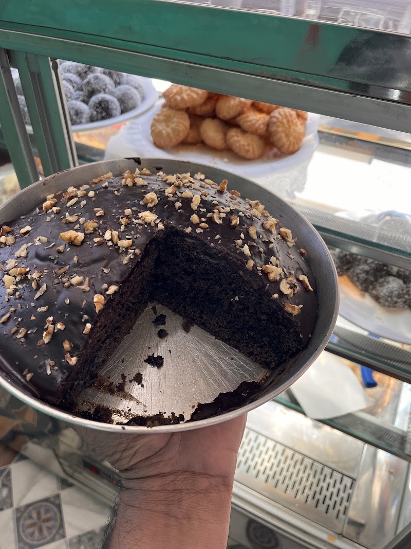 Bivera German Bakery - Bivera German Bakery, Manikaran Rd, Kasol, Himachal Pradesh 175105, India
