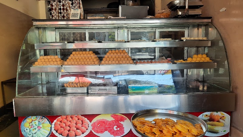 Laxmi Misthan Bhandar - Laxmi Misthan Bhandar Queens Rd, Moti Nagar, Nityanand Nagar, Bhan Nagar, Jaipur, Rajasthan 302021, India