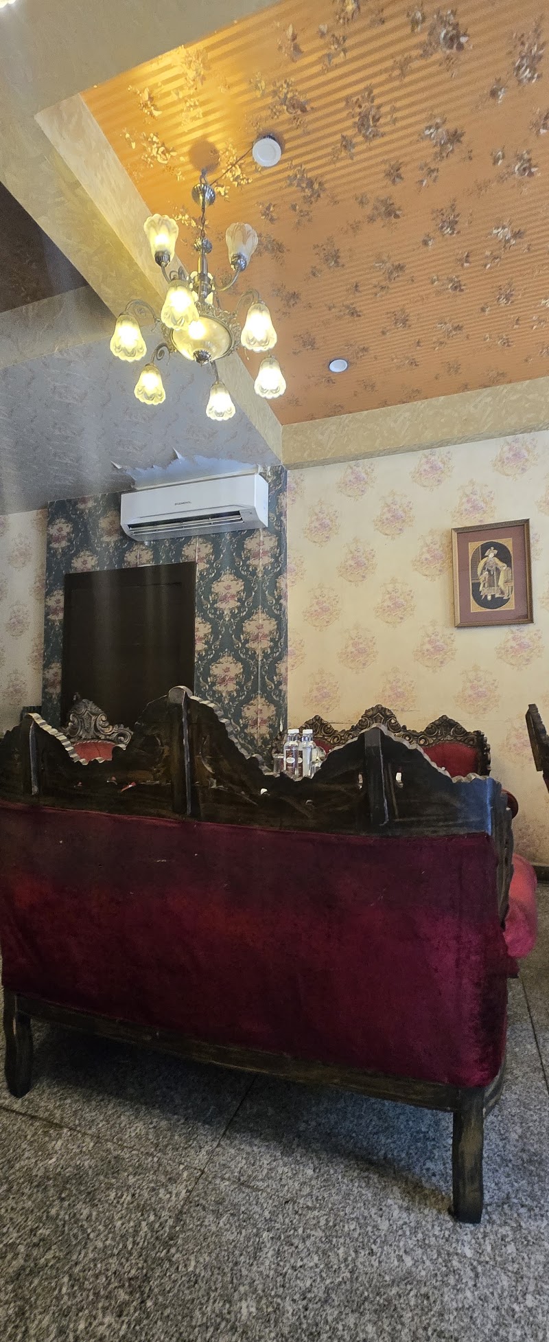Amritsariyat Restaurant - Amritsariyat Restaurant Near City Palace, Opposite Tibetan Market, Samor Bagh Lake Palace Marg, Gulab Bagh Rd, Old City, Kalaji Goraji, Udaipur, Rajasthan 313004, India