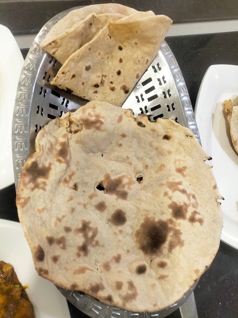 Shree Sagar Pure Veg Restaurant - Shree Sagar Pure Veg Restaurant Umtawaddo Baga Road, McDonald, opp. Lambana Resort, beside s, Shiroli Pulachi, Khobra Waddo, Calangute, Goa 403516, India