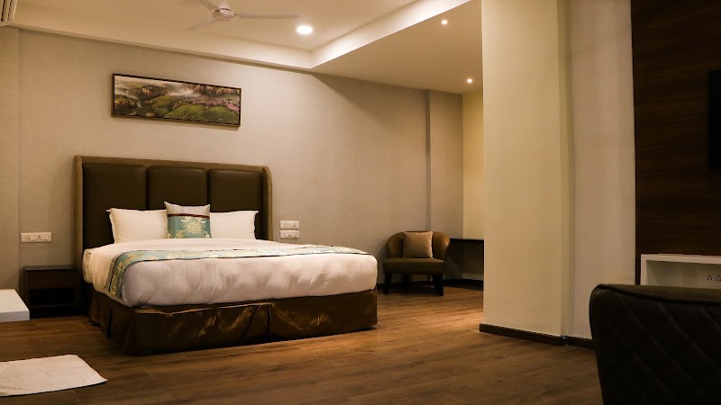 The Platinum Boutique Inn - The Platinum Boutique Inn Liberty Crossroads, 3-6-365, near TTD Balaji Temple, Gagan Mahal, Domalguda, Himayatnagar, Hyderabad, Telangana 500029, India