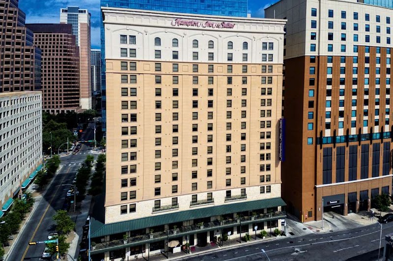Hampton Inn & Suites Austin Downtown - Hampton Inn & Suites Austin Downtown, 200 San Jacinto Blvd, Austin, TX 78701, USA