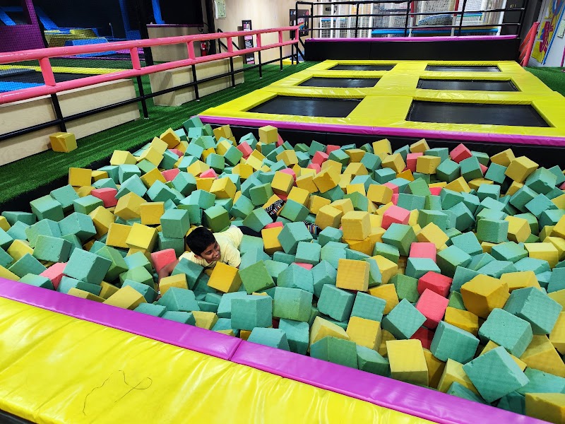 BOUNCE Inc Bengaluru - BOUNCE Inc Bengaluru 4th Floor, Orion Mall, Brigade Gateway, Rajajinagar, Bengaluru, Karnataka 560055, India