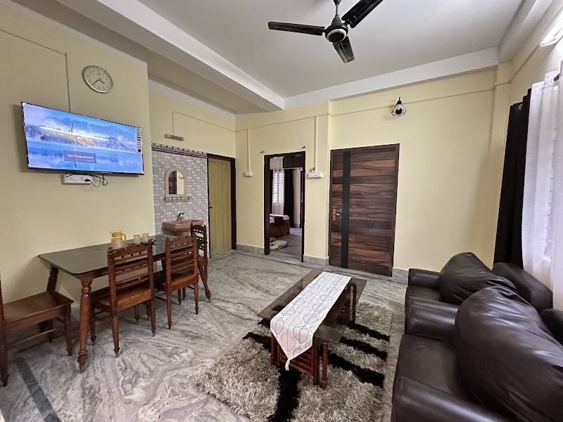 Whitewoods Stay - Whitewoods Stay PC2Q+QF2, Satyajit Roy Rd Bylane, Ward 23, Subhas Pally, Siliguri, West Bengal 734006, India