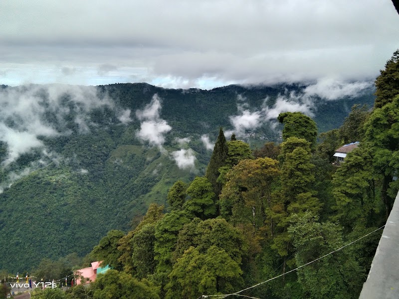 Sunrise Homestay - Sunrise Homestay Tenzing Norgay Rd, near Lattey Lama Gumba, Baraka Jhora, Ganeshgram, Phulbari, Darjeeling, West Bengal 734102, India