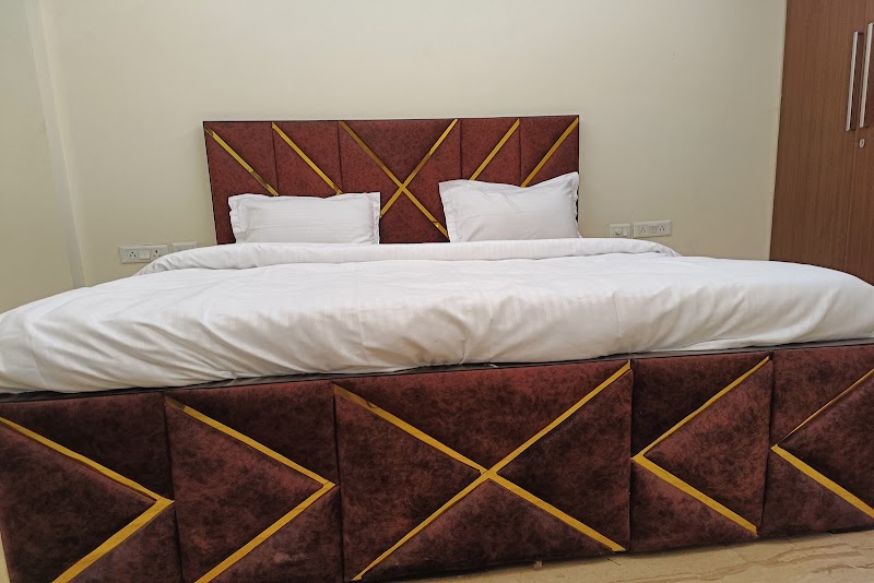 Green Leaf Apartment and Suites - Green Leaf Apartment and Suites, E 148 Ground floor, S Swaran Singh Bhandari Marg, Greater Kailash-1, C Block, Greater Kailash I, Greater Kailash, New Delhi, Delhi 110048, India