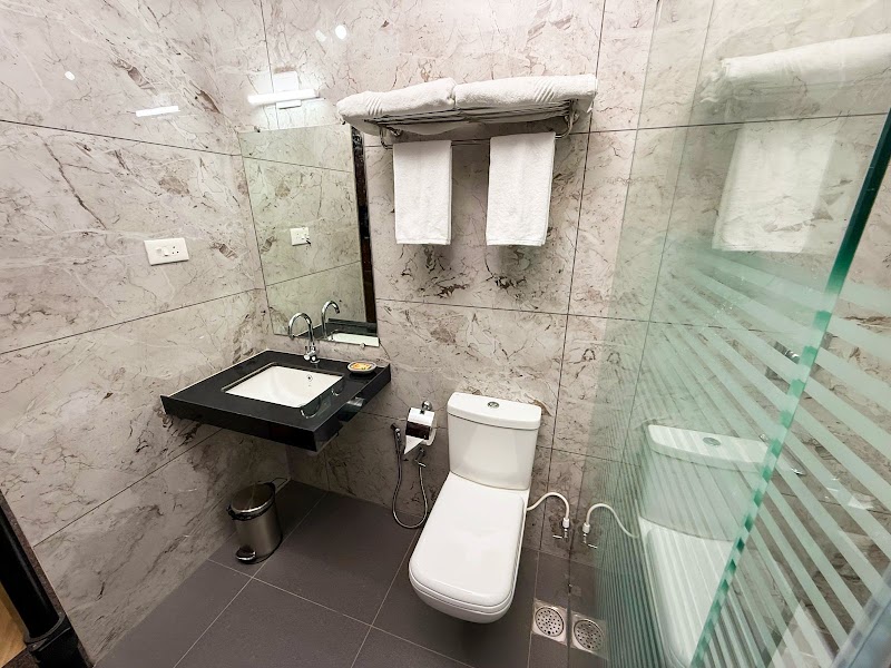 Bella Vista Extended Stay - Bella Vista Extended Stay Bella Vista Extended Stay, 17/17, Thonse West, Padu, Bengre, UDUPI, Padutonse, Karnataka 576115, India