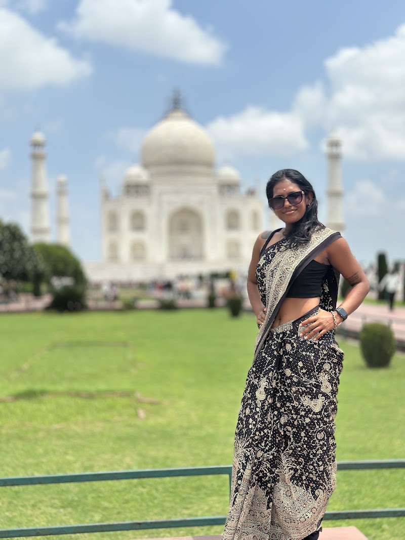 India travel tour information - India travel tour information, 1835, Lakshmi Narayan St, opp. imperial Cinema, Chuna Mandi, Paharganj, New Delhi, Delhi 110055, India