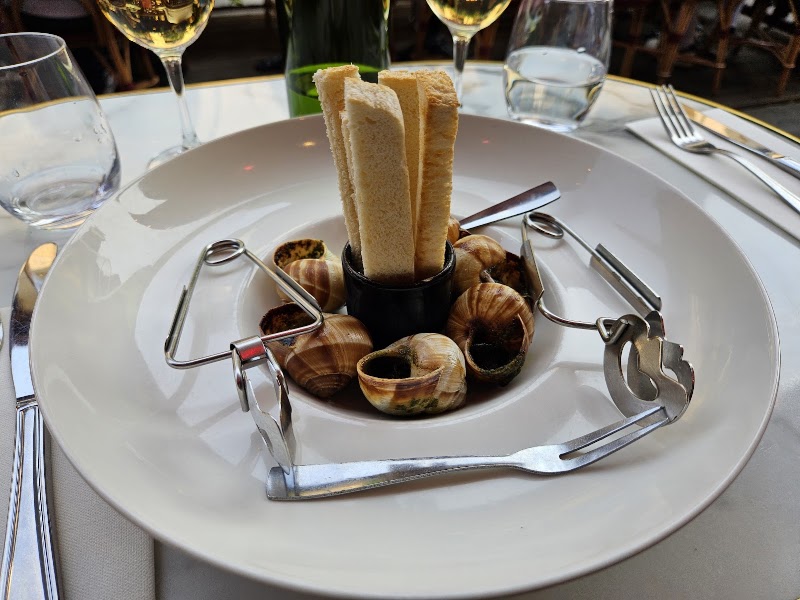 Chez Moineau Restaurant - Chez Moineau Restaurant 12 Rue Mabillon, 75006 Paris, France