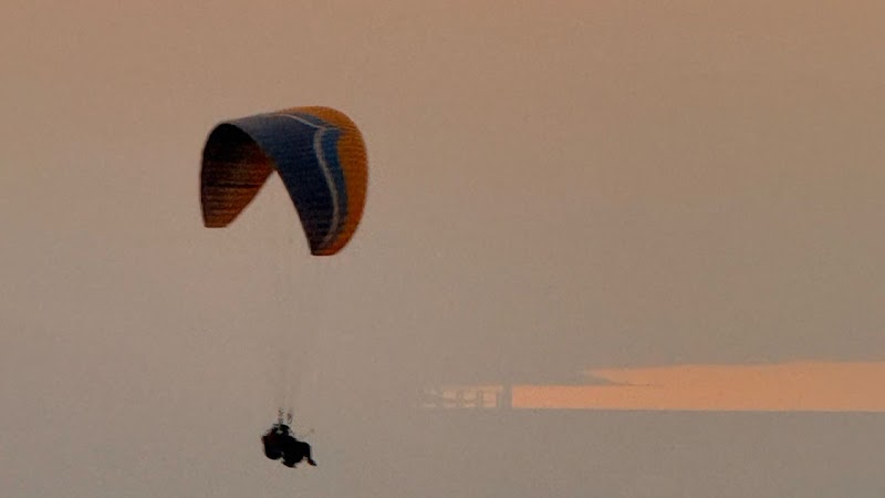 High FLY Paragliding (Lake View)