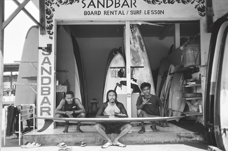 Sandbar surf - Sandbar surf Jl. Pantai Batu Bolong, Canggu, Kec. Kuta Utara, Kabupaten Badung, Bali 80351, Indonesia