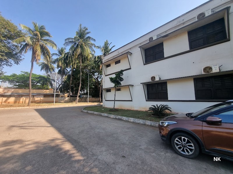 Hotel Mayura Vijayanagara, TB Dam - Hotel Mayura Vijayanagara, TB Dam, Abheraj Baldota Rd, Vijayanagar, Hosapete, Karnataka 583225, India
