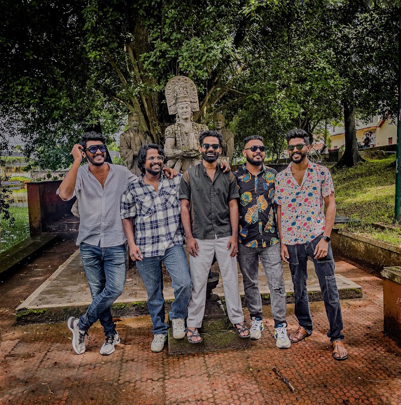 GANGS OF AMSTERDAM (MUPPALAM) - GANGS OF AMSTERDAM (MUPPALAM), Alappuzha Light House, CCSB Rd, Commercial Canal, Civil Station Ward, Alappuzha, Keralam 688012, India