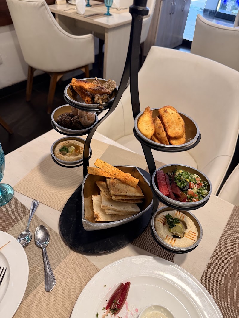 The IVY Restaurant - The IVY Restaurant BAANI SQUARE SECTOR 50 D - 89 - 90 GROUND FLOOR BAANI SQUARE, Pocket C, Mayfield Garden, Sector 50, Gurugram, Haryana 122018, India