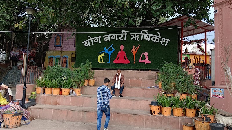 Triveni Ghat - Triveni Ghat Triveni Ghat, Mayakund, Rishikesh, Uttarakhand 249201, India