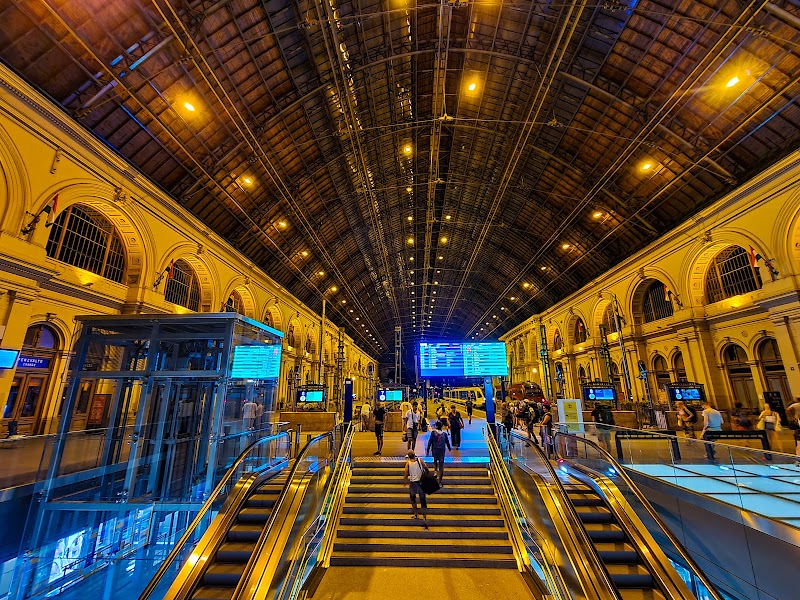 Keleti pályaudvar - Keleti pályaudvar Budapest, 1087 Hungary