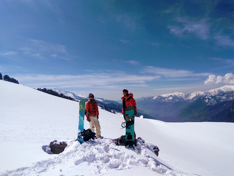 The Igloo Village Sethan - The Igloo Village Sethan Sethan, Village, Manali, Himachal Pradesh 175143, India