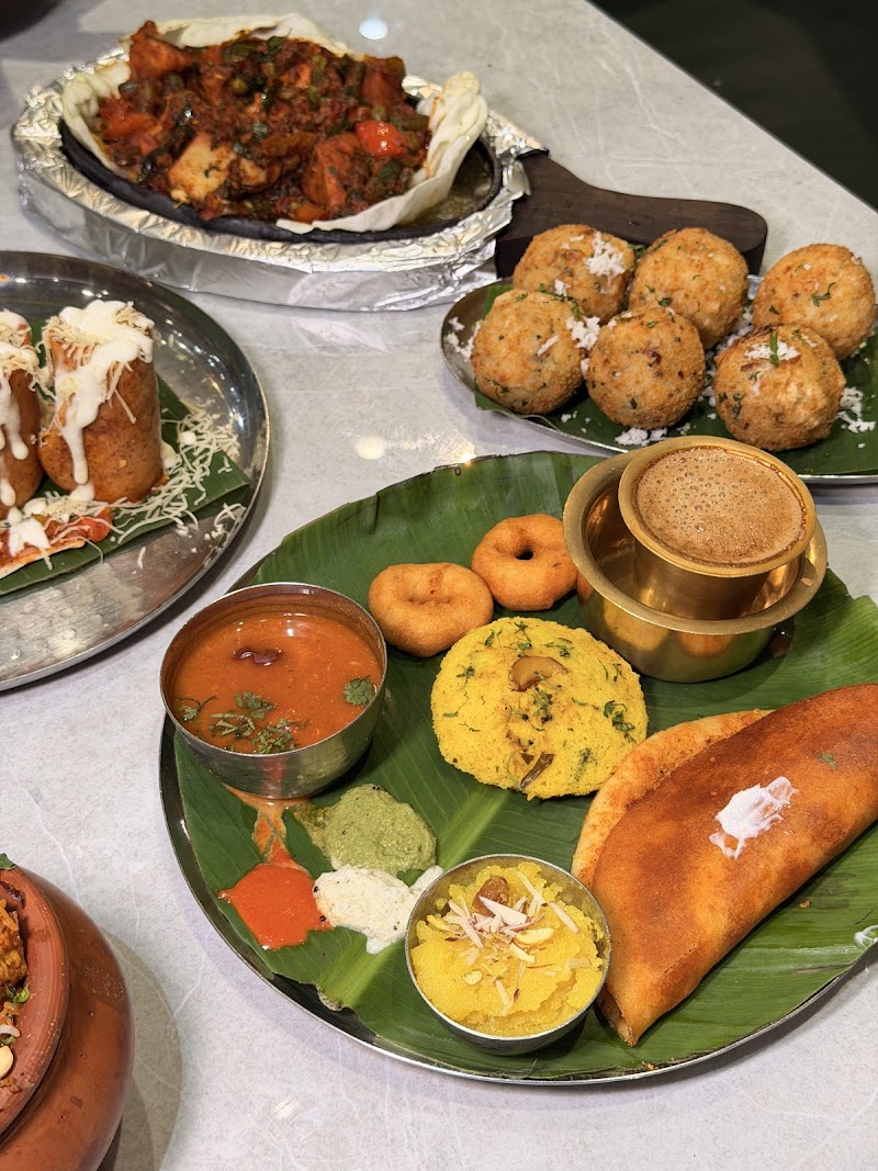 Shree Gomateshwara Bhavan - Shree Gomateshwara Bhavan Shop NO, Ground Floor, Shree Balaji Enclave, 1 & 2, behind Evershine Mall, Malad, Chincholi Bunder, Malad West, Mumbai, Maharashtra 400064, India