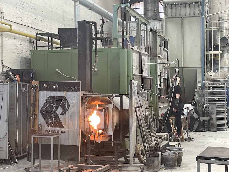 Wave Murano Glass Srl - Factory, Experiences & Curated Tours - Wave Murano Glass Srl - Factory, Experiences & Curated Tours Fondamenta da Mula, 152, 30141 Venezia VE, Italy