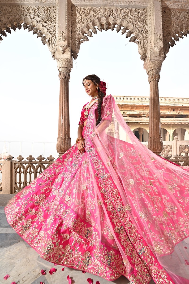 Rangoli Sarees Gariahat | Kolkata - Rangoli Sarees Gariahat | Kolkata, 117A, Rash Behari Ave, opposite Triangular Park, Dover Terrace, Gariahat, Kolkata, West Bengal 700029, India