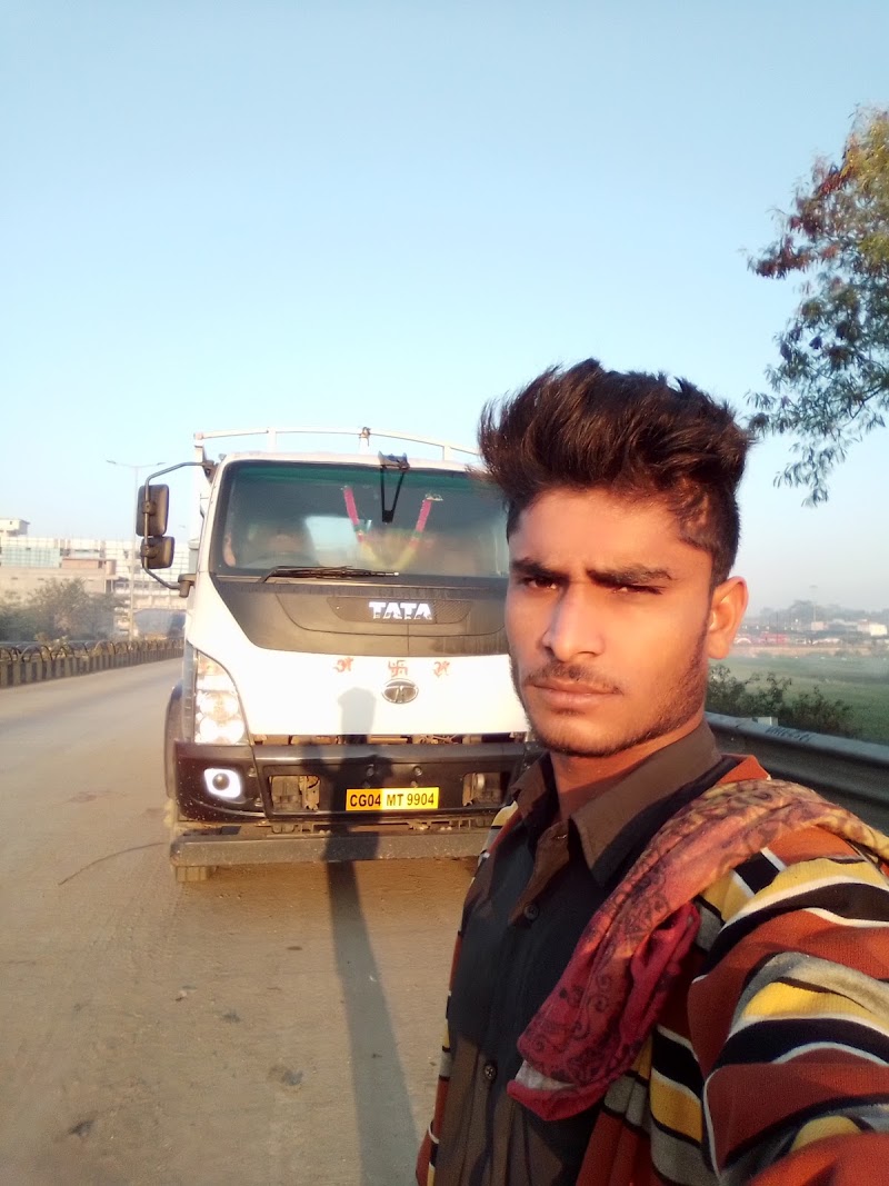 Muni Baba Temple - Muni Baba Temple, 4882+532, Kaudia Main Rd, Kaudia, Chhattisgarh 495550, India