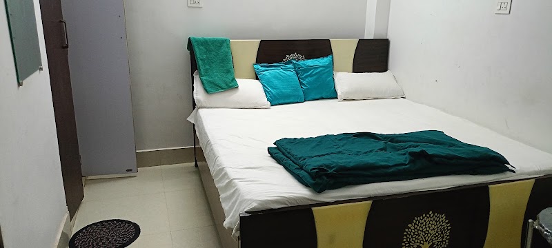 Hotel R Glory - Hotel R Glory Kuntu Pal Market,Vijay Singh Yadav Path, Tribhuvan More, Saguna Khagaul Rd, Mustafapur, Patna, Bihar 801105, India
