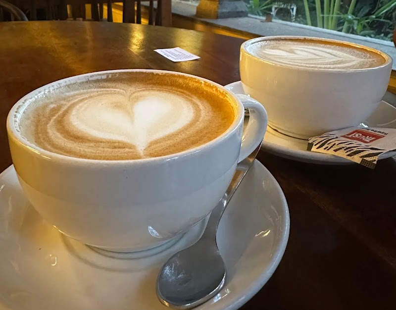 Autumn Leaf Cafe - Autumn Leaf Cafe, Plot no 823, Rd Number 41, CBI Colony, Jubilee Hills, Hyderabad, Telangana 500033, India