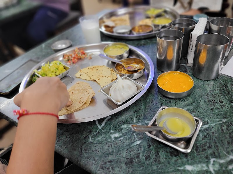 Mehendale's Swad Dining - Mehendale's Swad Dining Arrey Warrey Rd, Malgund, Rahataghar, Maharashtra 415615, India