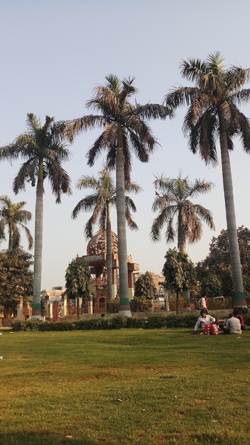 RAJNARAYAN SMARAK PARK - RAJNARAYAN SMARAK PARK 8273+WJQ, Lahurabir Rd, Benia Bagh, Varanasi, Uttar Pradesh 221001, India
