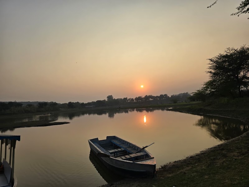 Damdama Lake - Damdama Lake, Haryana 122102